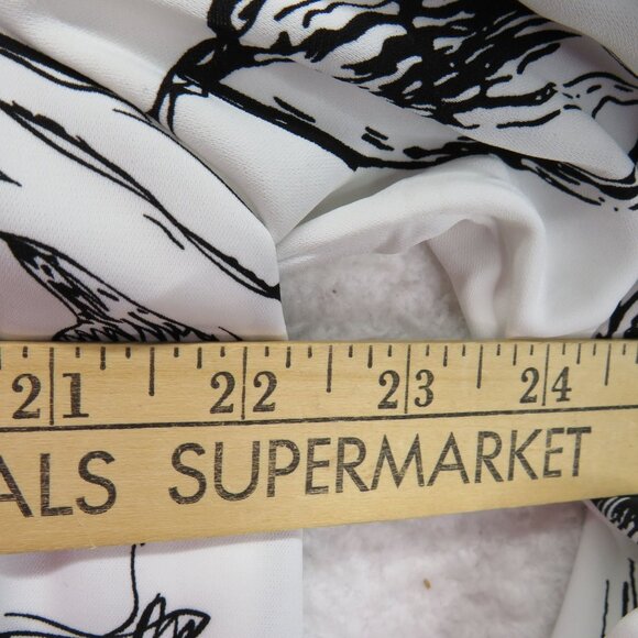Chicos Shirt Womens Size Large Floral Print White Black Blouse Faux Cardigan - Picture 10 of 12
